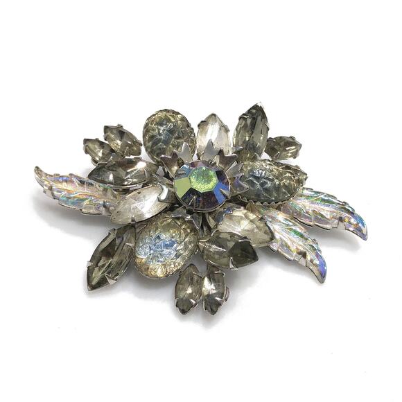 Vintage Judy Lee Molded Lava Glass Brooch, Aurora Borealis Rhinestones, 1950s - Picture 1 of 10
